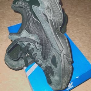 Adidas falcons sneakers All black